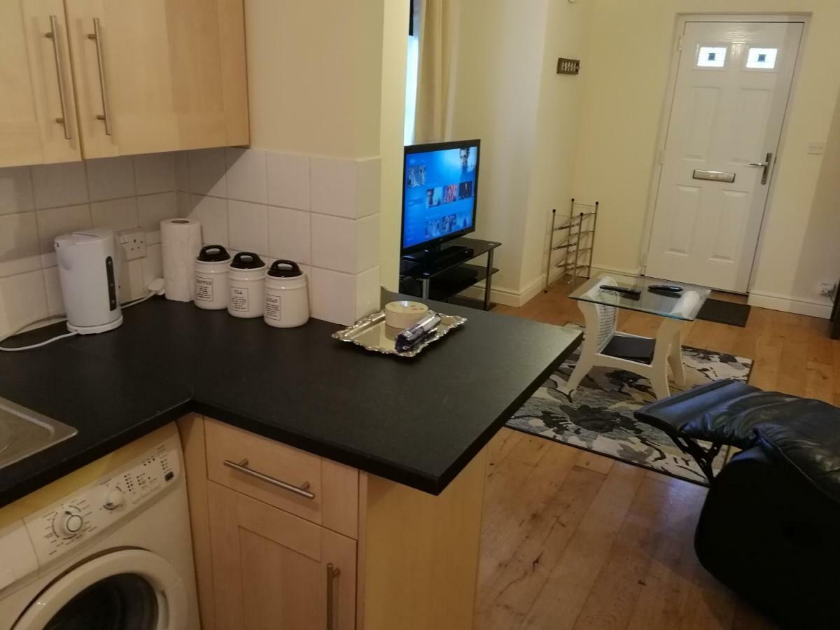 Metrolets 2 Apartment Luton  Ngoại thất bức ảnh