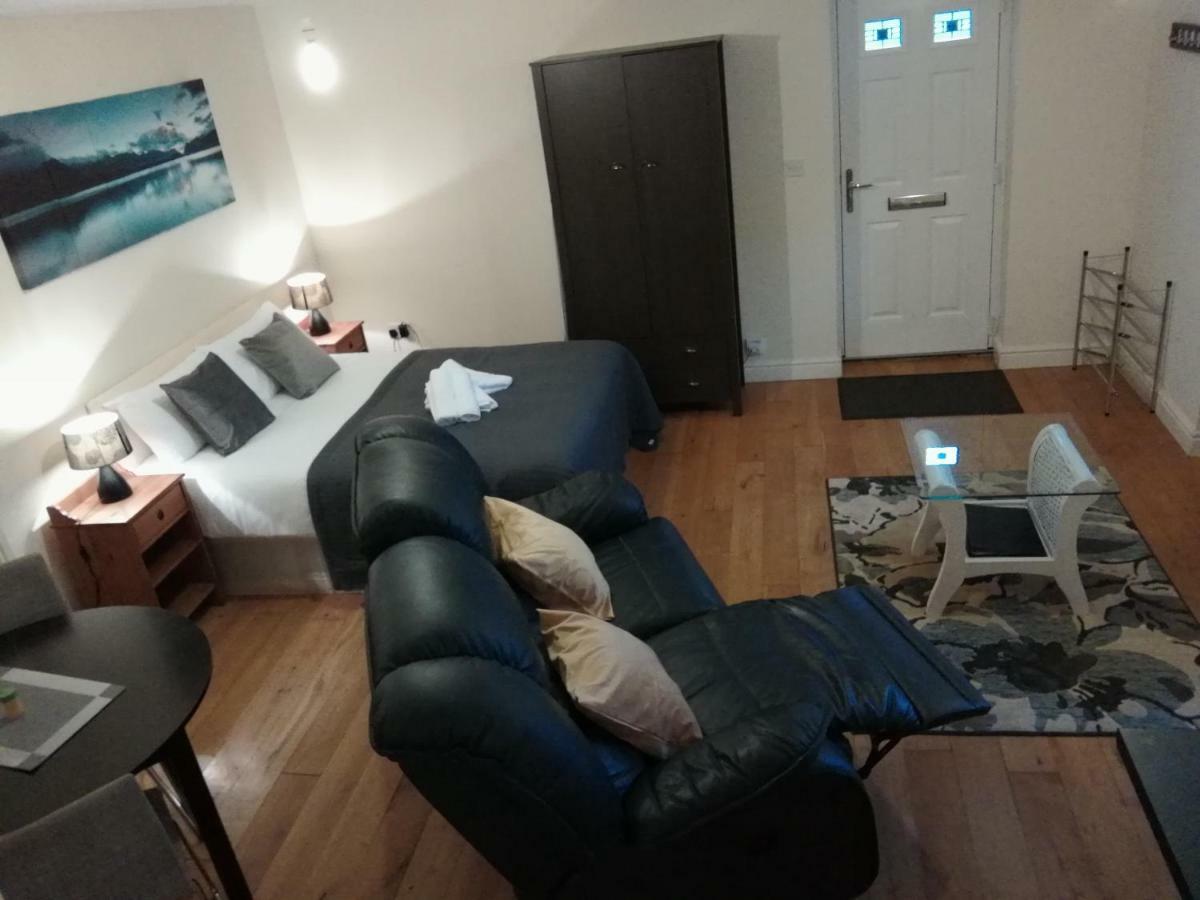 Metrolets 2 Apartment Luton  Ngoại thất bức ảnh