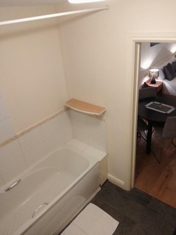 Metrolets 2 Apartment Luton  Ngoại thất bức ảnh